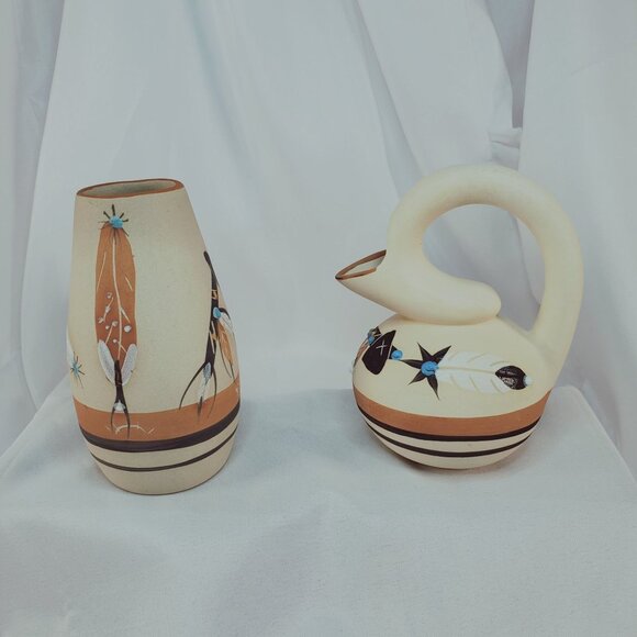 Betty Selby Native American Southwestern Handcrafted Pottery Vase Pitcher - Picture 5 of 15